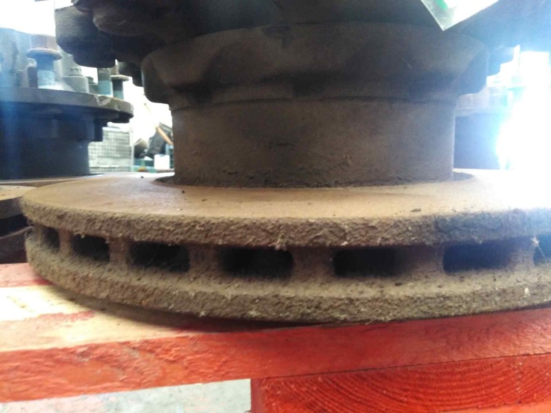 Recambio de buje delantero para mercedes actros 2-ejes 6-cil. serie/bm referencia OEM IAM   