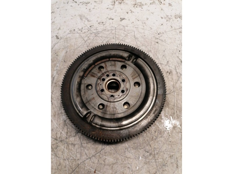 Recambio de volante motor para peugeot 308 sw envy referencia OEM IAM   