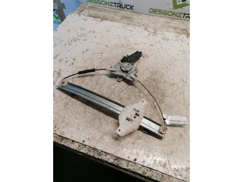 Recambio de elevalunas delantero derecho para hyundai accent (lc) gls referencia OEM IAM   2 PINS
