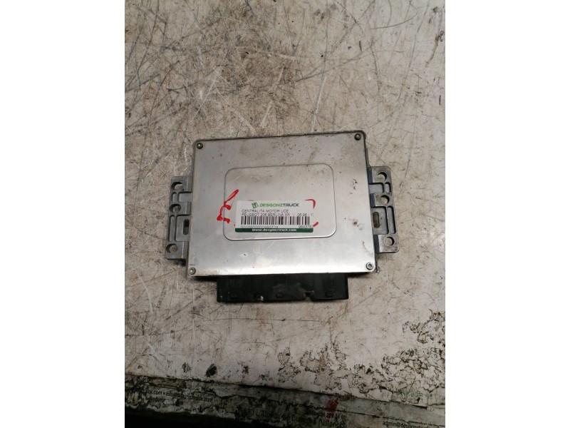 Recambio de centralita motor uce para peugeot 206 berlina xr referencia OEM IAM 9643782480 9637706180 