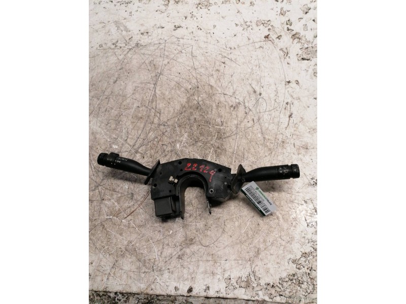 Recambio de mando multifuncion para ford fiesta berl./courier courier familiar referencia OEM IAM   8/11 PINS