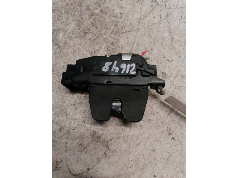 Recambio de cerradura capot para peugeot 207 xs referencia OEM IAM 9660403980 3 PINS 