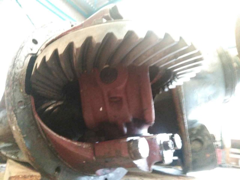 Recambio de grupo para nissan trade 100 caja cerrada, techo elevado referencia OEM IAM 39:10 16 ESTRIAS PALIER 