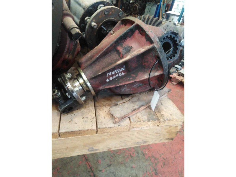 Recambio de grupo para nissan trade 100 caja cerrada, techo elevado referencia OEM IAM 9X37 16 ESTRIAS PALIER 