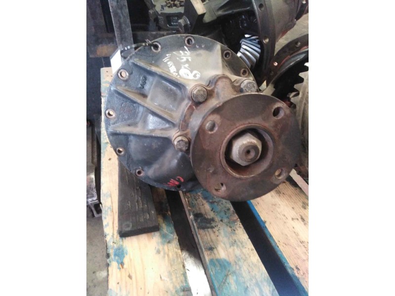 Recambio de grupo para nissan trucks atleon 35.15 referencia OEM IAM 35X8 42 ESTRIAS PALIER 