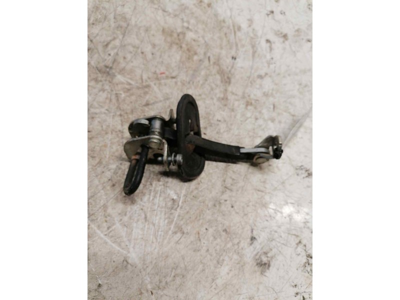 Recambio de retenedor puerta para fiat linea (110) activa (110.0/111.0) referencia OEM IAM   TRASERA IZQUIERDA