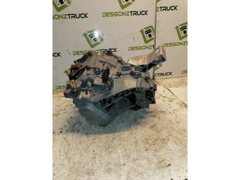 Recambio de caja cambios para volvo s60 berlina 2.4 d referencia OEM IAM 1023822  