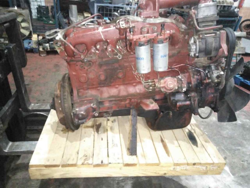 Recambio de motor completo para iveco eurocargo fki  (typ 100 e 18) tráfico urbano referencia OEM IAM 806025V  