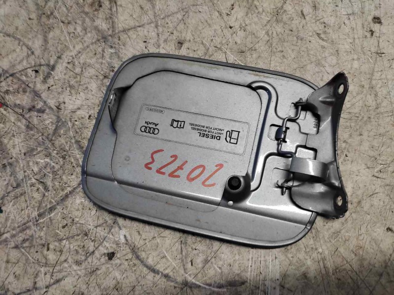 Recambio de tapa exterior combustible para audi a4 berlina (8e) 1.9 tdi referencia OEM IAM   