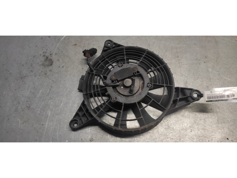 Recambio de electroventilador para kia sportage td (5-ptas.) referencia OEM IAM   2 CABLES