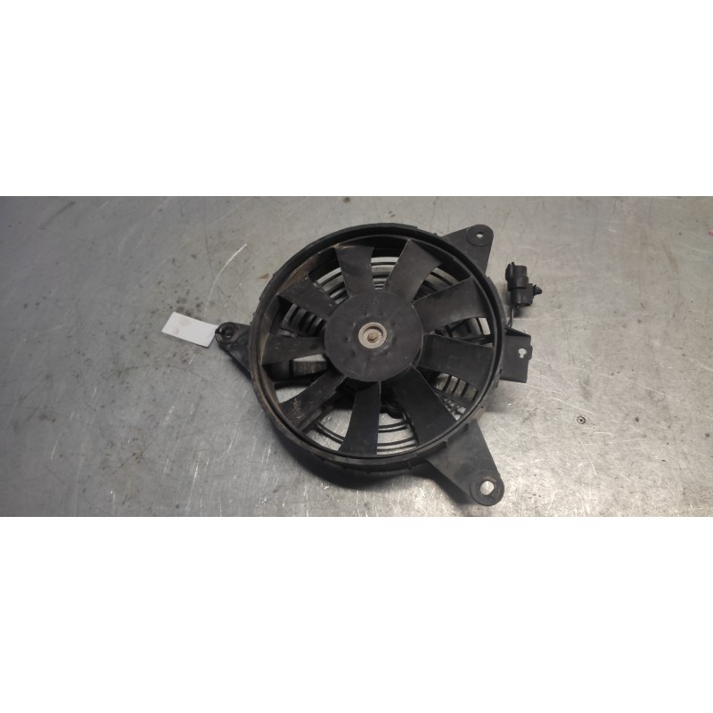 Recambio de electroventilador para kia sportage td (5-ptas.) referencia OEM IAM   2 CABLES