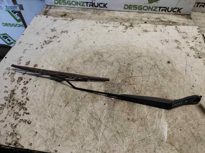 Recambio de brazo limpia delantero derecho para nissan micra (k12e) acenta referencia OEM IAM   