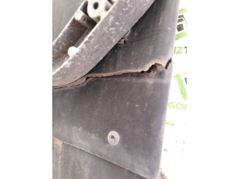 Recambio de guardabarros delantero izquierdo para renault serie t fg 4x2 cabina high-sleeper referencia OEM IAM   