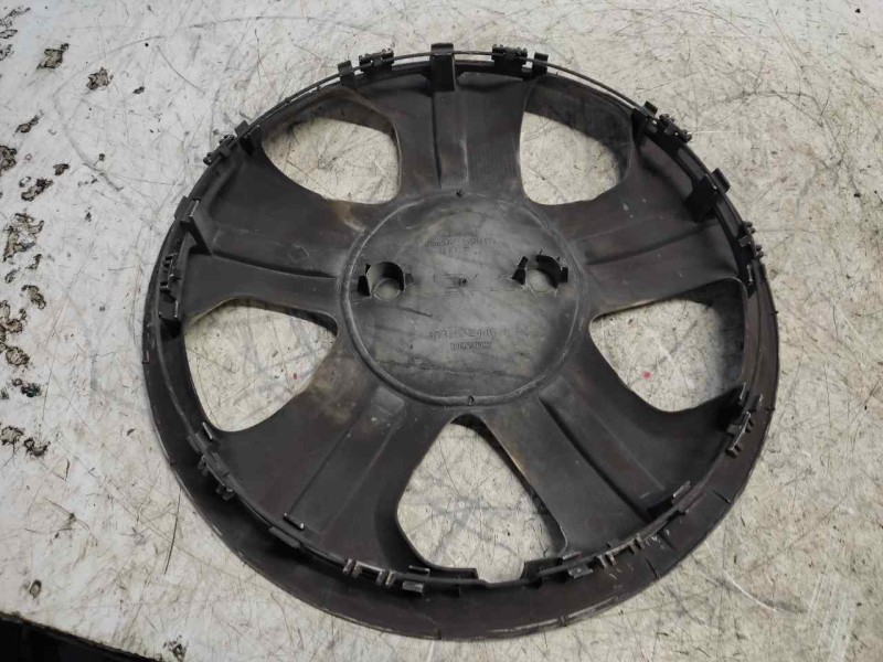 Recambio de tapacubos para dacia dokker referencia OEM IAM 5202S0010 15´´ 