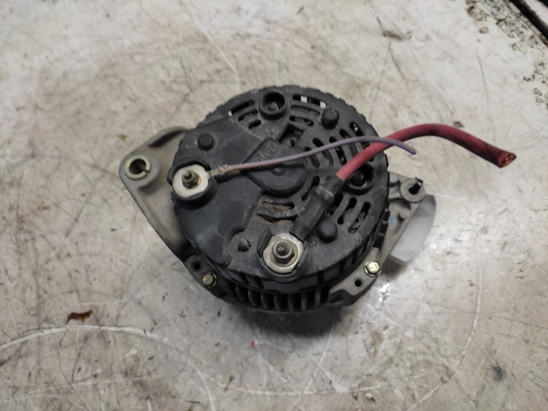 Recambio de alternador para renault megane i scenic (ja0) 1.5 cat referencia OEM IAM 7700424583 A13VI212 2541984A