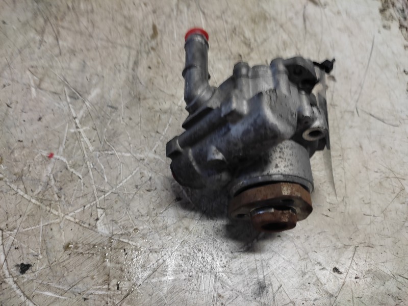 Recambio de bomba servodireccion para seat ibiza (6k1) sport referencia OEM IAM 91130  