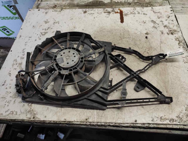 Recambio de electroventilador para opel vectra b berlina básico referencia OEM IAM 3135103308  