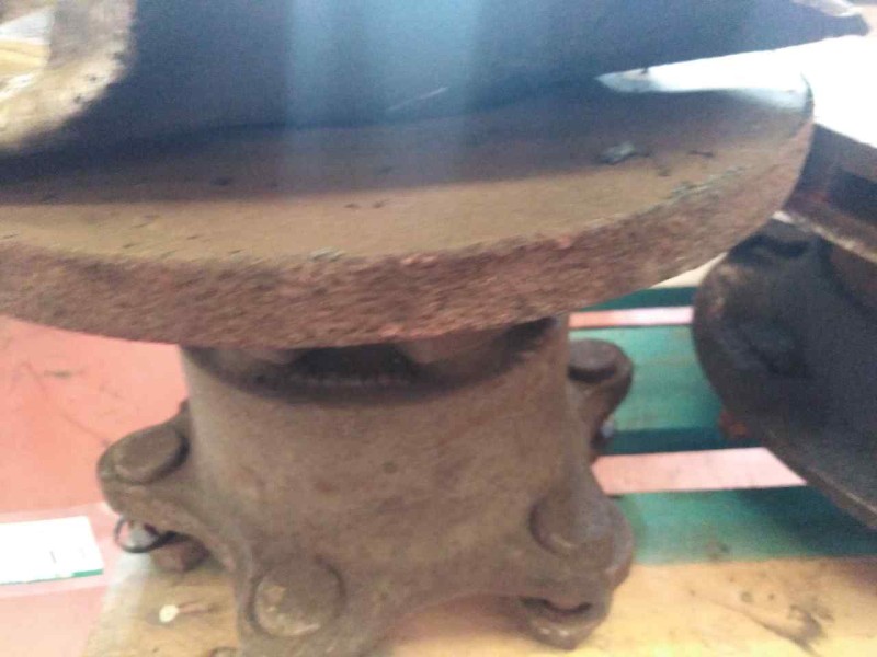 Recambio de buje delantero para pegaso trucks ekus 75.40 referencia OEM IAM   