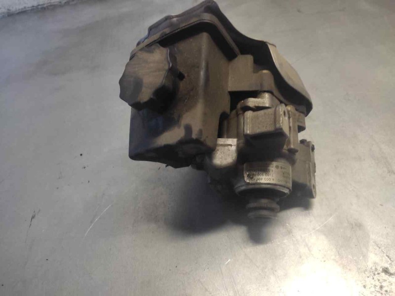 Recambio de bomba servodireccion para mercedes clase c (w203) berlina 1.8 cat referencia OEM IAM A0034664101  
