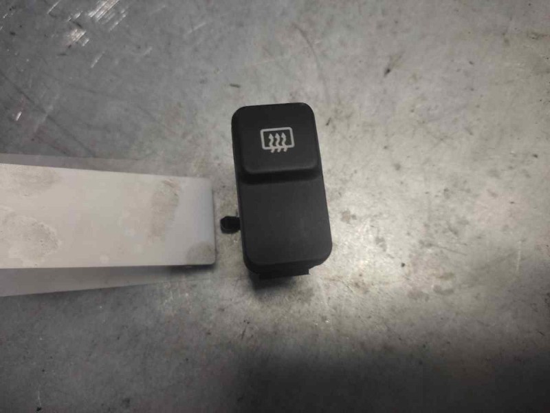 Recambio de boton antivaho para ford ranger (er) cabina doble royal 4x4 referencia OEM IAM   2 PINS