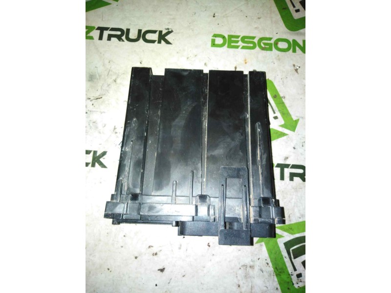 Recambio de modulo electronico para renault serie t fg 4x2 cabina high-sleeper referencia OEM IAM 21930662  