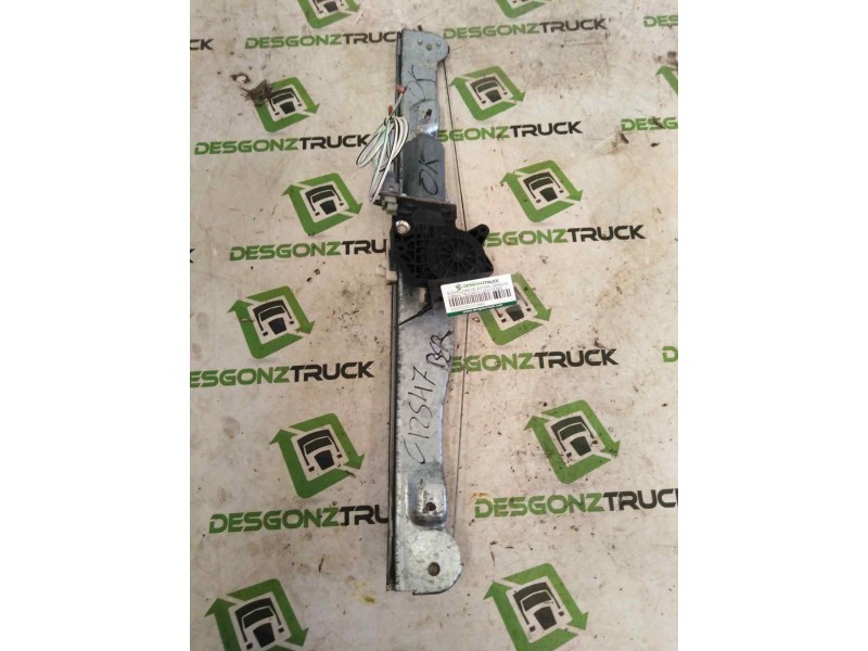 Recambio de elevalunas delantero derecho para nissan trucks atleon tk 56/2 referencia OEM IAM   12V