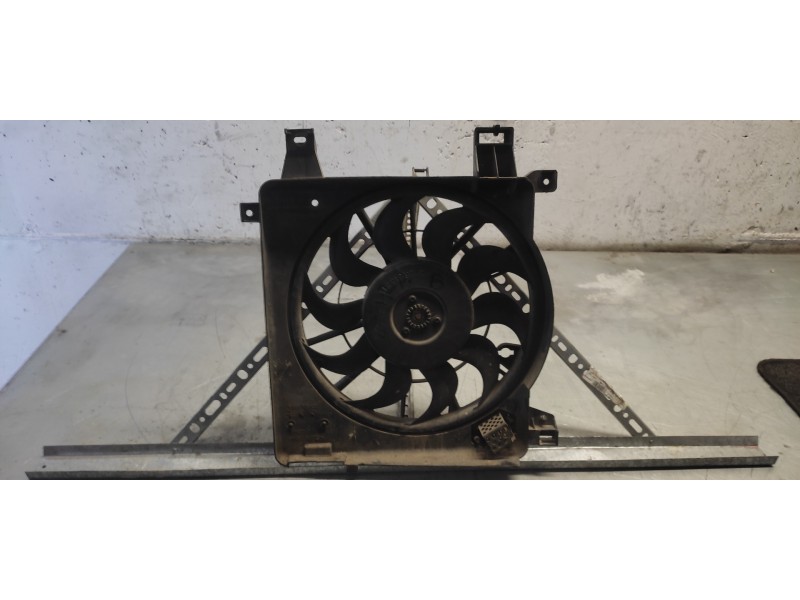 Recambio de electroventilador para opel zafira b cosmo referencia OEM IAM 0130303304 24467444 3 PINS