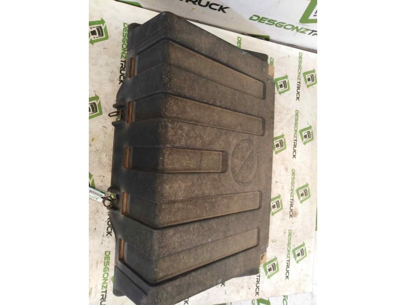 Recambio de tapa bateria para man tg - a 18.xxx fg / bb   (e3/e4) l referencia OEM IAM 81418600124  