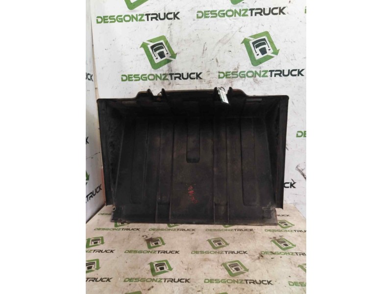 Recambio de tapa bateria para man tg - a 18.xxx fg / bb   (e3/e4) l referencia OEM IAM 81418600124  