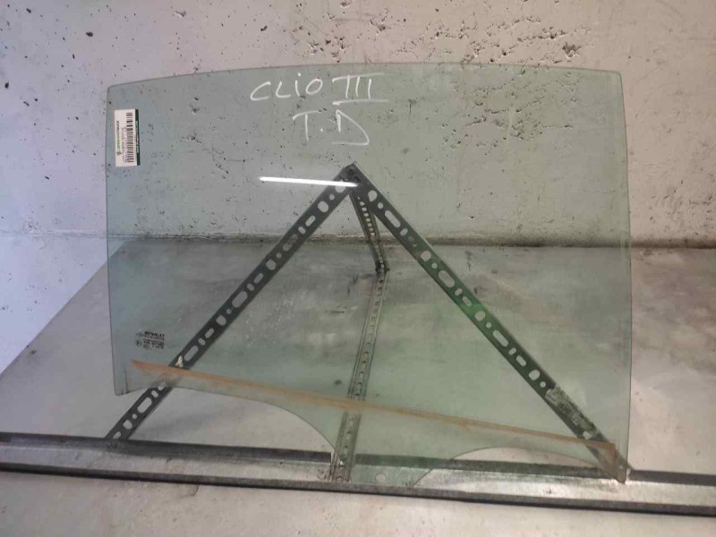 Recambio de luna trasera derecha para renault clio iii referencia OEM IAM   