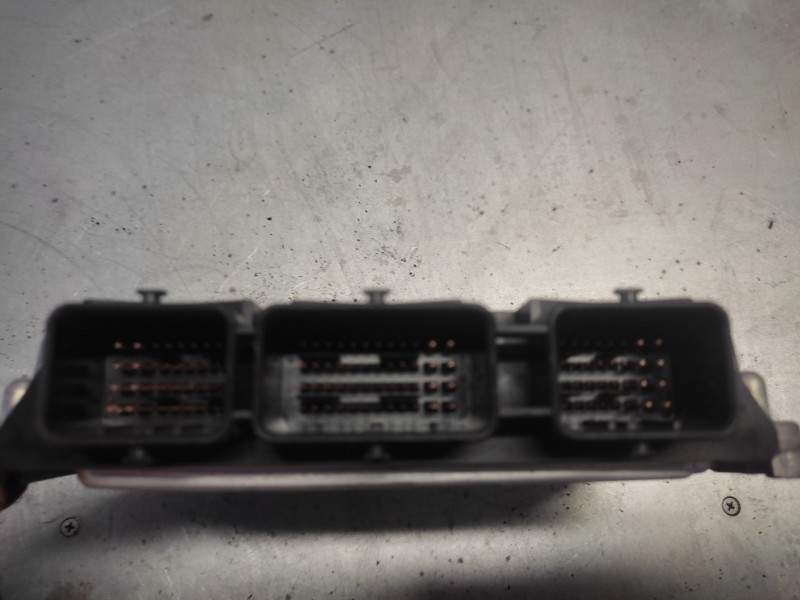 Recambio de centralita motor uce para peugeot 407 1.6 hdi referencia OEM IAM 9664257580 0281013332 9653958980