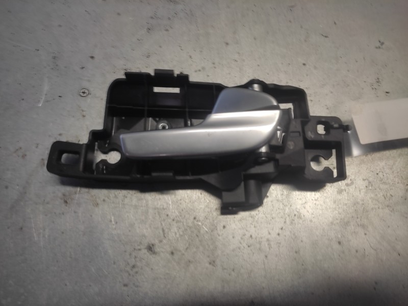 Recambio de maneta interior delantera derecha para ford mondeo ber. (ca2) referencia OEM IAM 6M21U22600AB  