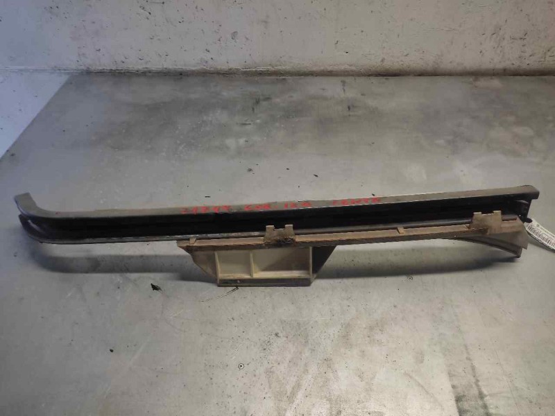 Recambio de guia puerta corredera izquierda para peugeot 807 sv referencia OEM IAM   