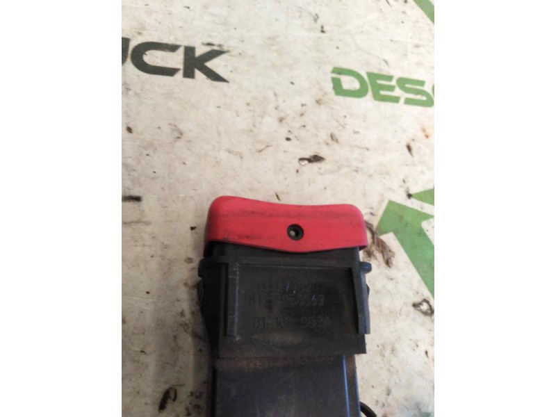 Recambio de warning para man tg - a 18.xxx fg / bb   (e3/e4) l referencia OEM IAM 81255250063  