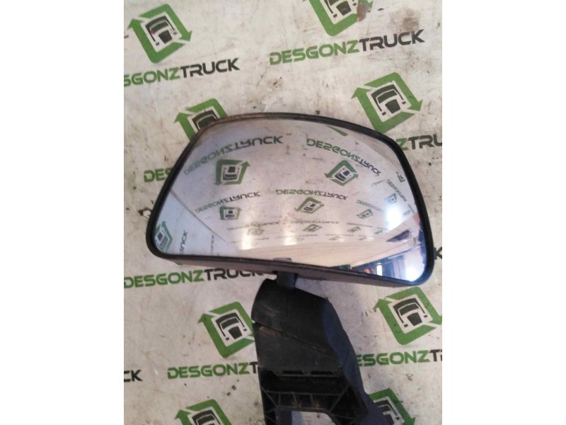 Recambio de retrovisor exterior frontal para renault serie t fg 4x2 cabina high-sleeper referencia OEM IAM   