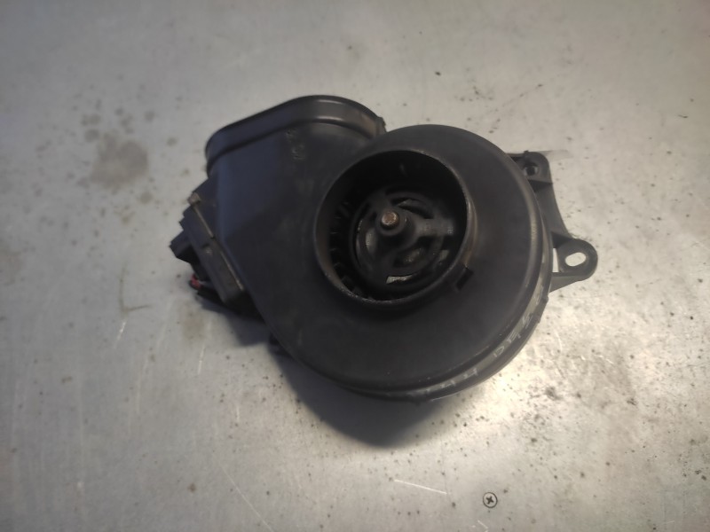 Recambio de motor calefaccion para peugeot 807 sv referencia OEM IAM 1485725080 3 PINS DELANTERO IZQUIERDO