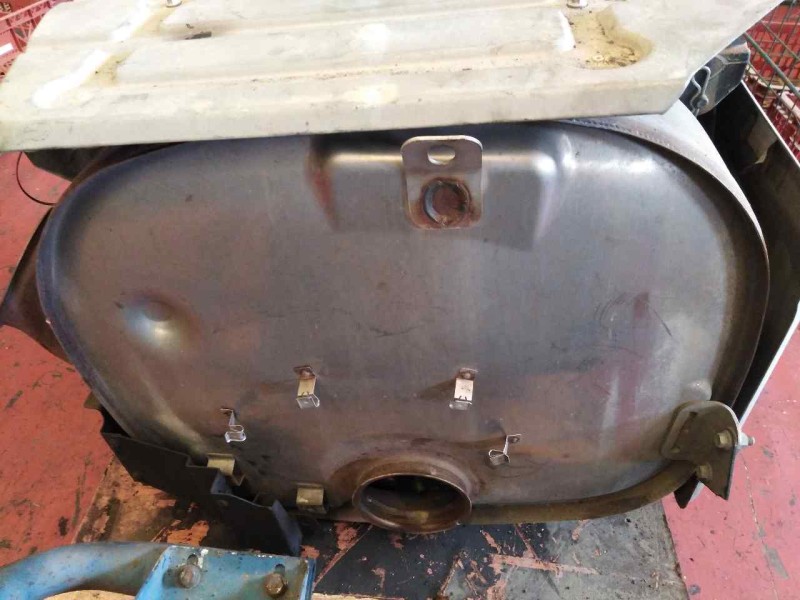 Recambio de catalizador para renault serie t fg 4x2 cabina high-sleeper referencia OEM IAM 7421364817  