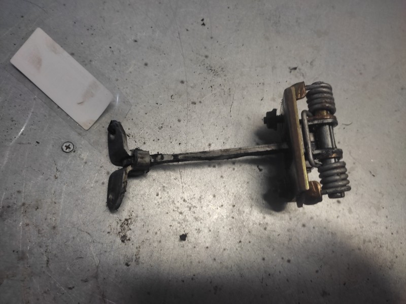 Recambio de retenedor puerta para peugeot 807 sv referencia OEM IAM   DELANTERA IZQUIERDA