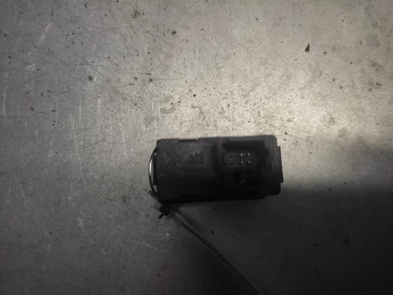 Recambio de mando elevalunas trasero derecho para peugeot 807 sv referencia OEM IAM 14889170XT 4 PINS 