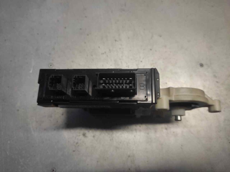 Recambio de motor elevalunas delantero izquierdo para peugeot 807 sv referencia OEM IAM 1488740080 991729203 990186200
