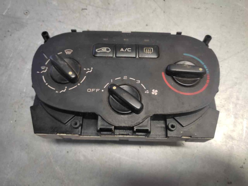 Recambio de mando calefaccion / aire acondicionado para peugeot 307 (s1) xr referencia OEM IAM 593240000 5 PINS 