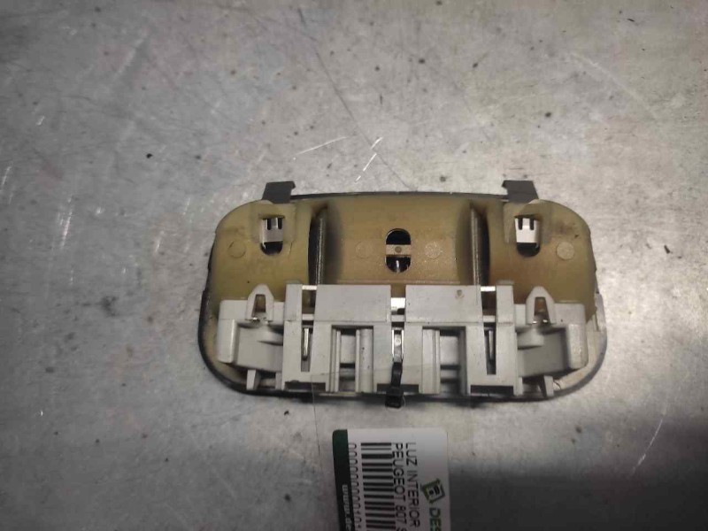 Recambio de luz interior para peugeot 807 sv referencia OEM IAM  2/4/2 PINS TRASERA