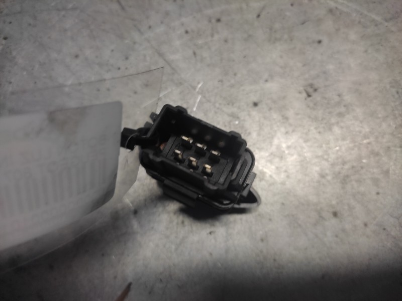 Recambio de boton luz interior para peugeot 807 sv referencia OEM IAM   6 PINS