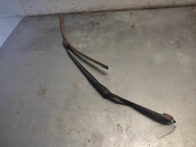 Recambio de brazo limpia delantero izquierdo para nissan murano (z50) básico referencia OEM IAM   