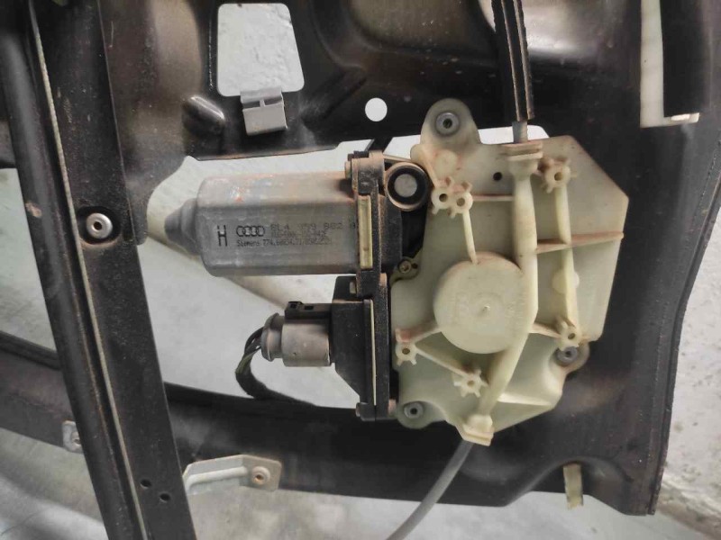 Recambio de elevalunas trasero derecho para audi a3 (8l) 1.9 tdi ambiente referencia OEM IAM 8L4959802A  