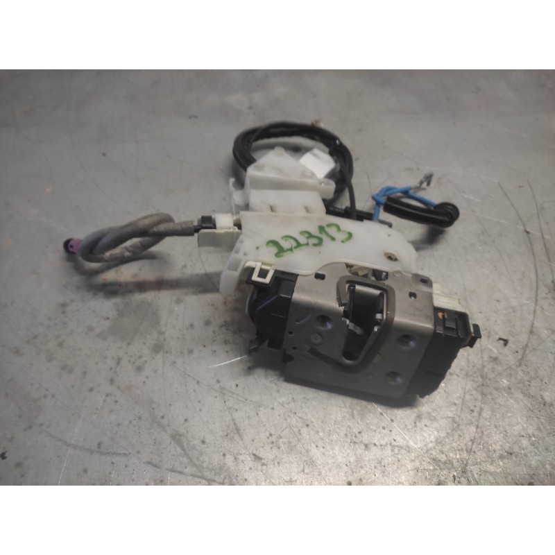 Recambio de cerradura puerta trasera derecha para mercedes clase e (w212) familiar referencia OEM IAM A0997300235 4 PINS 