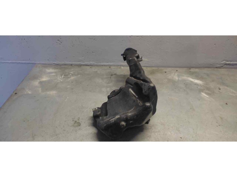 Recambio de deposito limpia para mercedes clase e (w212) familiar referencia OEM IAM A2048601760  