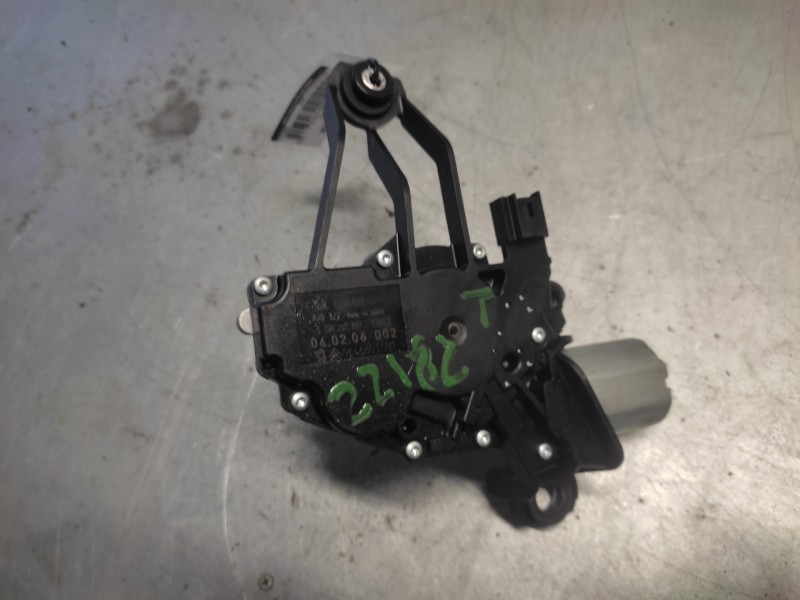 Recambio de motor limpia trasero para citroen c4 berlina vtr plus referencia OEM IAM 0390201807 9646803180 3 PINS