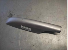 Recambio de moldura para peugeot 308 sw confort referencia OEM IAM 9682131577 BACA DERECHA  2