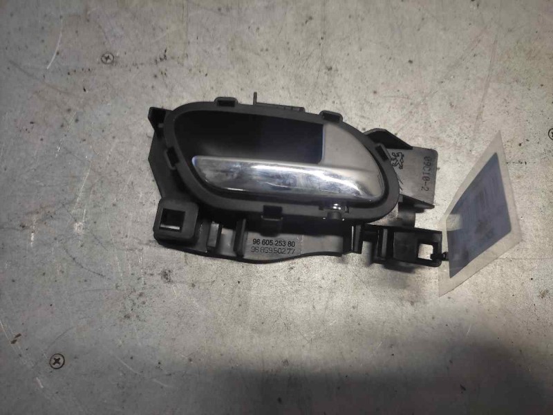 Recambio de maneta interior trasera derecha para peugeot 308 sw confort referencia OEM IAM 9660525380  